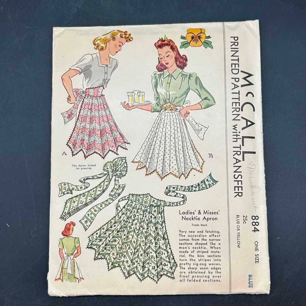 Vintage Sewing Apron Pattern 1950s Pleated Necktie pattern, uncut original